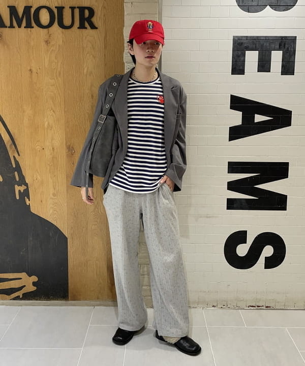 マツミヤさんの「BEAMS WOMEN｜4ボタン W ビッグ ジャケット」を使ったコーディネート