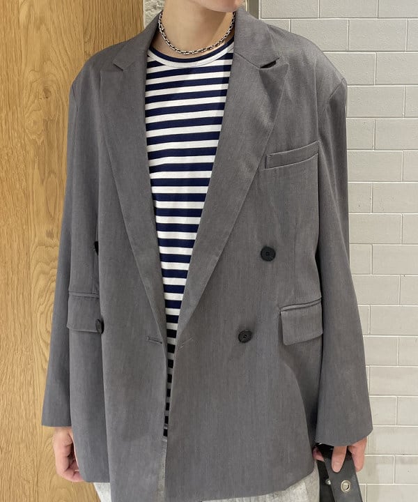 マツミヤさんの「BEAMS WOMEN｜4ボタン W ビッグ ジャケット」を使ったコーディネート