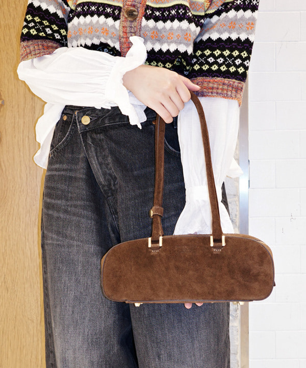 Joさんの「BEAMS WOMEN｜ユーロ ヴィンテージ フリル シャツ」を使ったコーディネート