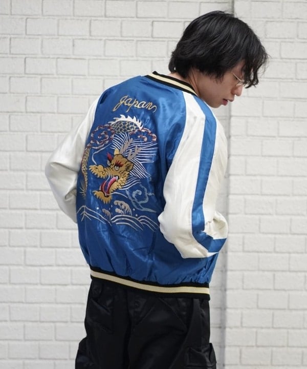 SUDOさんの「BEAMS WOMEN｜【別注】Gramicci / シャイニーナイロン 6ポケットパンツ」を使ったコーディネート