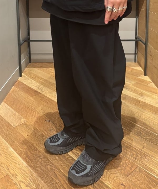 三宅 康平さんの「BEAMS WOMEN｜ASICS / GEL-QUANTUM 360 I AMP」を使ったコーディネート