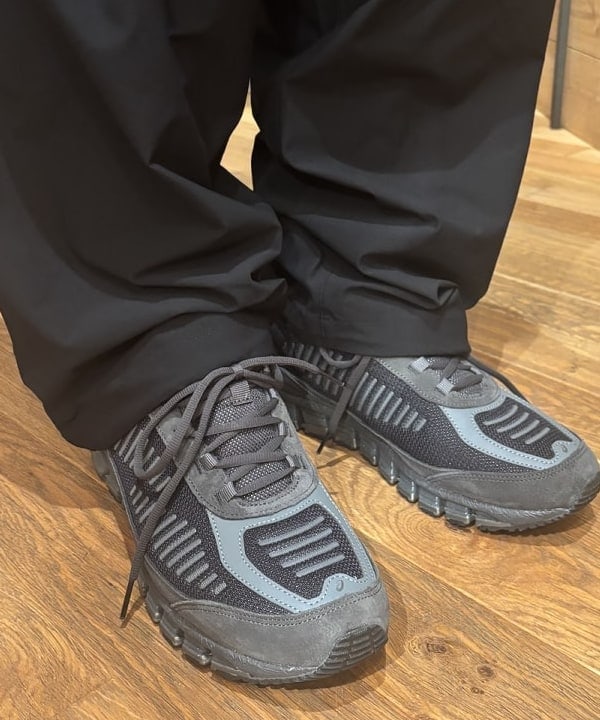 三宅 康平さんの「BEAMS WOMEN｜ASICS / GEL-QUANTUM 360 I AMP」を使ったコーディネート