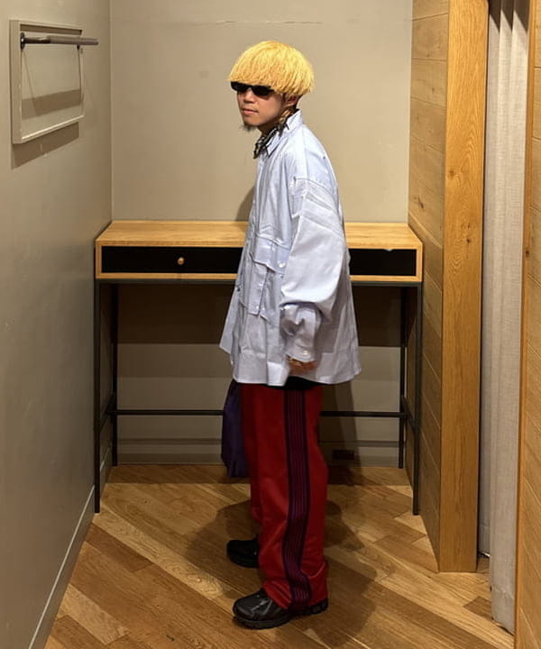 三宅 康平さんの「BEAMS WOMEN｜New Balance / 1906R」を使ったコーディネート