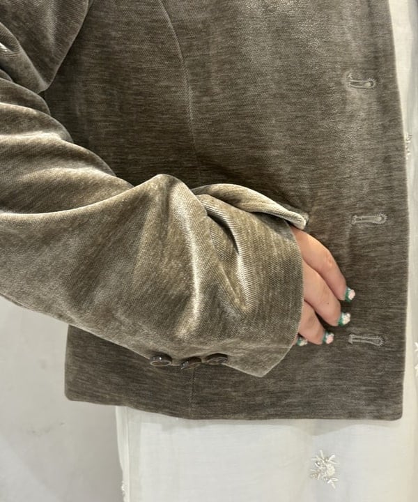 大石彩可さんの「BEAMS WOMEN｜ビーズ 刺繍 キャミ ワンピース」を使ったコーディネート