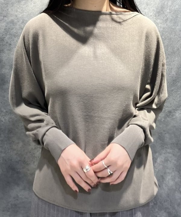 OSUMIさんの「BEAMS WOMEN｜ボートネック レディ ニット .M」を使ったコーディネート