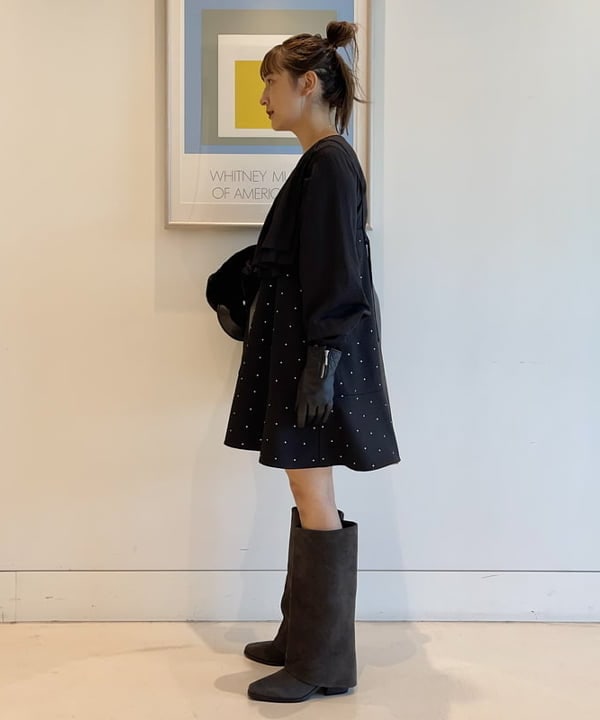 大木さんの「BEAMS WOMEN｜ドットプリント ミニ キャミワンピース」を使ったコーディネート