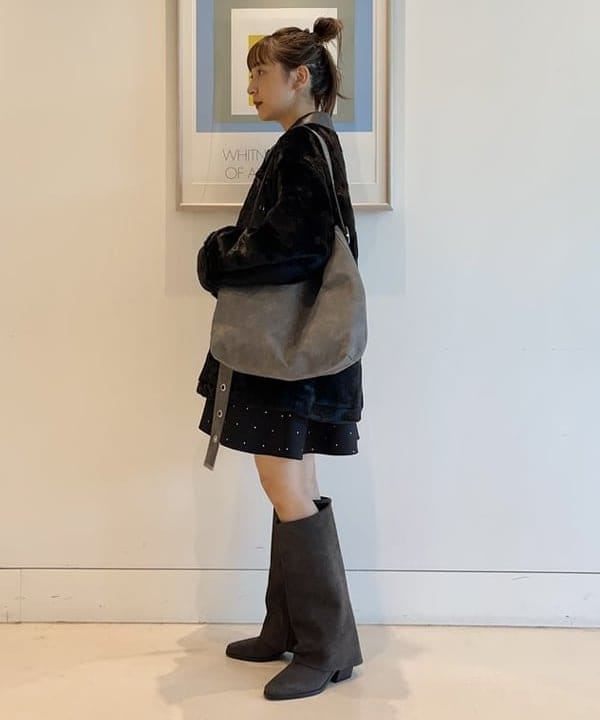 大木さんの「BEAMS WOMEN｜ドットプリント ミニ キャミワンピース」を使ったコーディネート