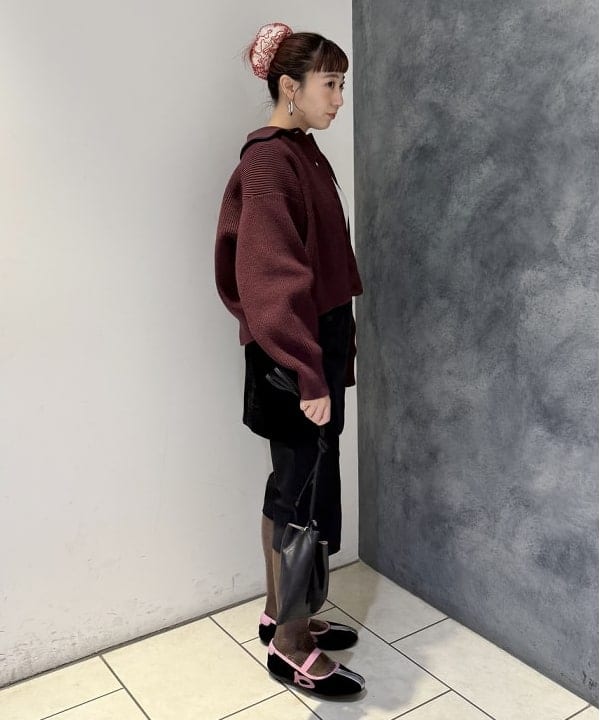 庭野 優紀さんの「BEAMS WOMEN｜【別注】FRED PERRY / Tipped Collar Cardigan」を使ったコーディネート