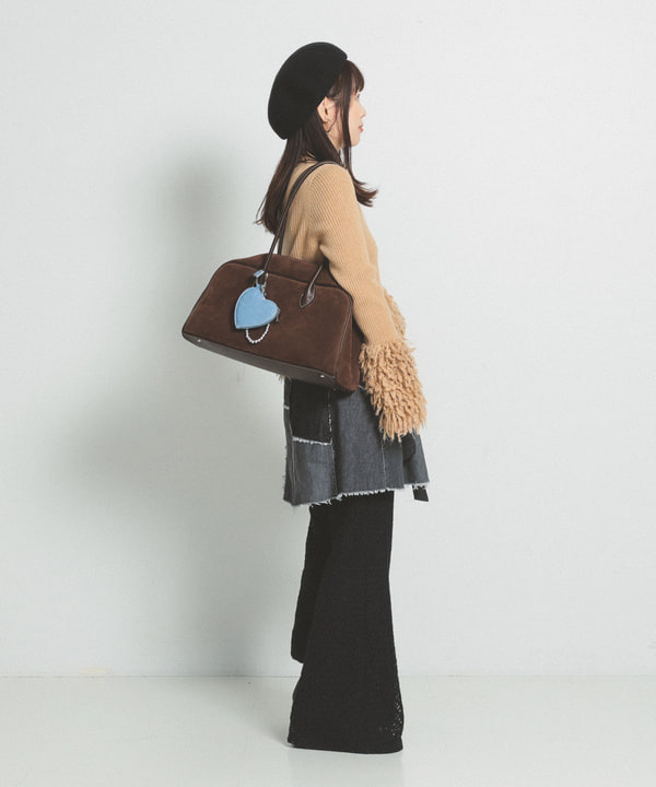 カタヤマ アヤさんの「BEAMS WOMEN｜レース スカート セット フレア パンツ」を使ったコーディネート