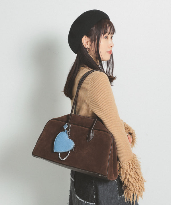 カタヤマ アヤさんの「BEAMS WOMEN｜レース スカート セット フレア パンツ」を使ったコーディネート