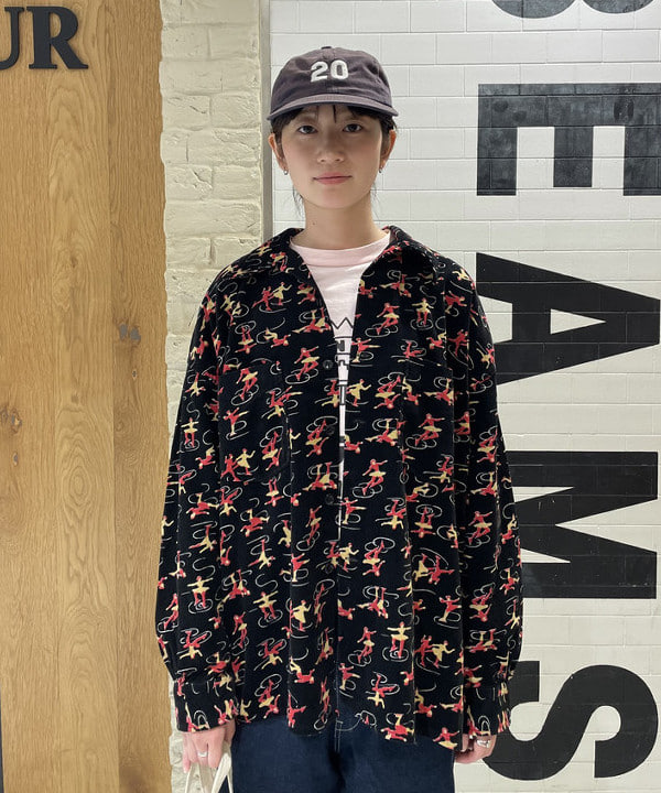 キラリさんの「BEAMS WOMEN｜12オンス デニム ペインター パンツ」を使ったコーディネート