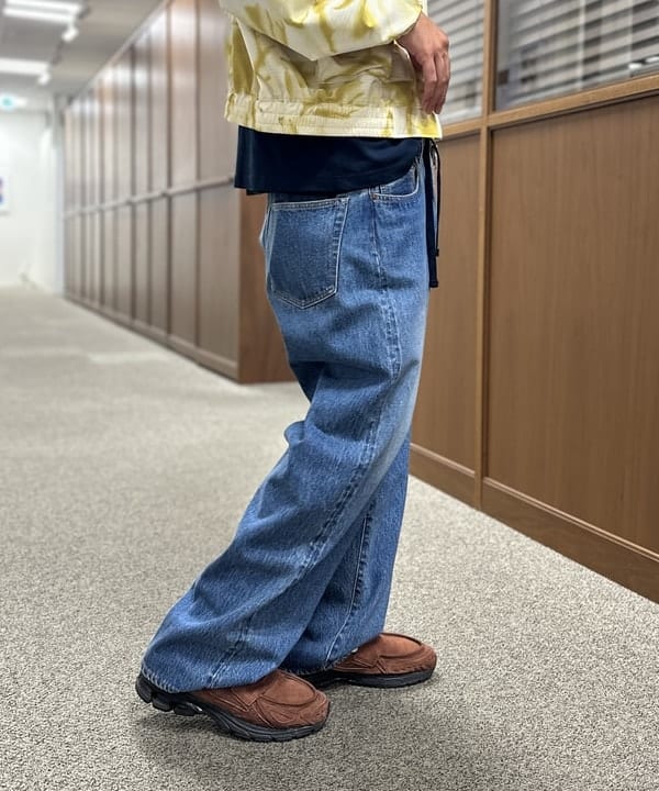 BAKU(東江 漠)さんの「BEAMS WOMEN｜ショート ウェーディング ブルゾン」を使ったコーディネート