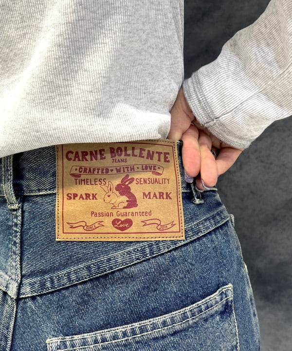 みゆうさんの「BEAMS WOMEN｜ギャザー ブレード Vネック トップス」を使ったコーディネート