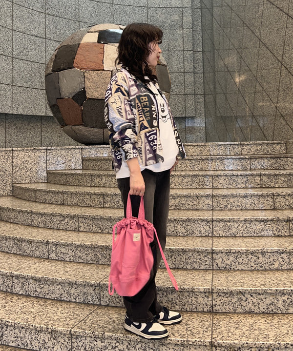 Sakiさんの「BEAMS WOMEN｜ペナント プリント シャツ」を使ったコーディネート