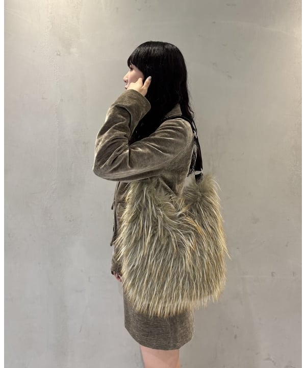 松田 陽茉莉さんの「BEAMS WOMEN｜モール ミニ スカート」を使ったコーディネート