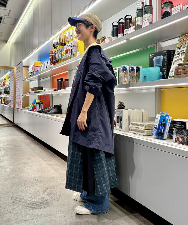 みりさんの「Traditional Weatherwear / パッカブル MALTON フードコート」を使ったコーディネート