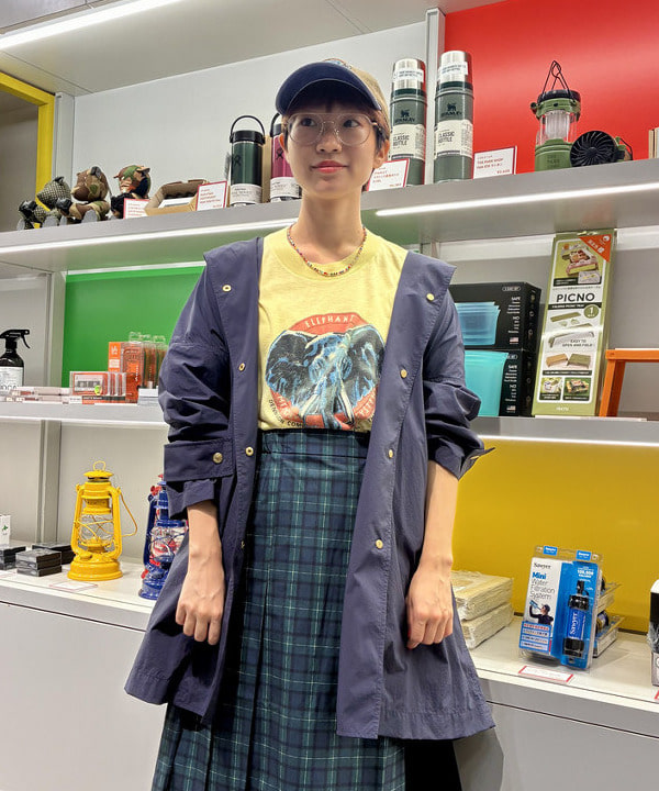 みりさんの「Traditional Weatherwear / パッカブル MALTON フードコート」を使ったコーディネート