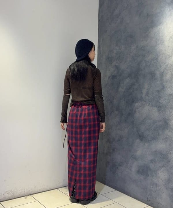 SAEさんの「BEAMS WOMEN｜チェック シャーリング タイトスカート」を使ったコーディネート