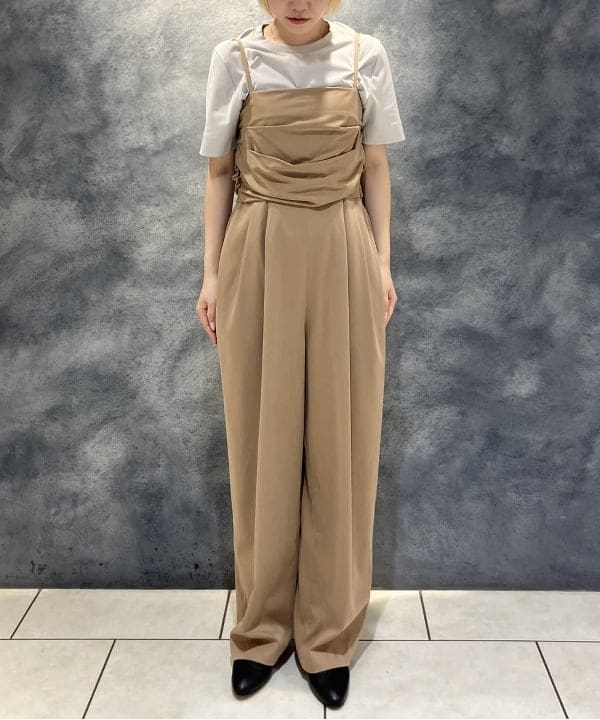 菜月さんの「BEAMS WOMEN｜エディター東原妙子 × Demi-Luxe BEAMS / シャイニー ポケット ショートブルゾン」を使ったコーディネート