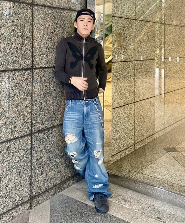 はるひむさんの「BEAMS WOMEN｜【別注】Lee / RIPPED JEANS」を使ったコーディネート