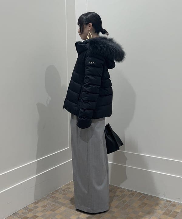 大槻 まひろさんの「BEAMS WOMEN｜TATRAS × Demi-Luxe BEAMS / 別注 KOSAVA セイル ファー ダウンジャケット」を使ったコーディネート