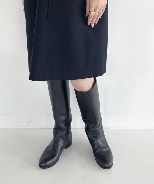 関 桂子さんの「BEAMS WOMEN｜AK+1 / 18ゲージ ハイネック プルオーバー」を使ったコーディネート