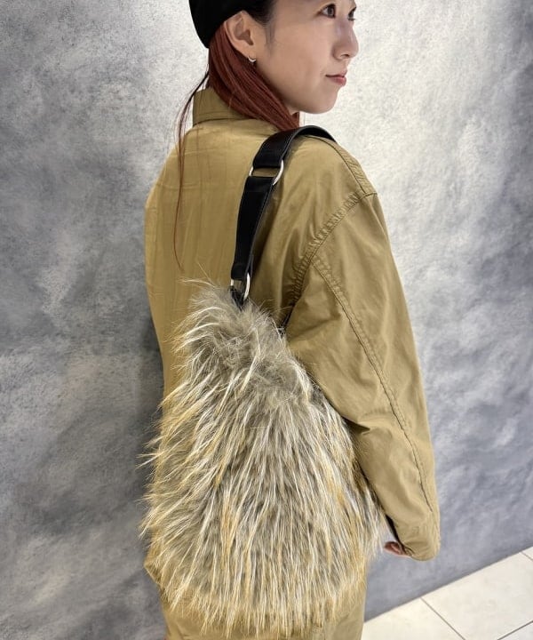 庭野 優紀さんの「BEAMS WOMEN｜ショーツ オールインワン」を使ったコーディネート