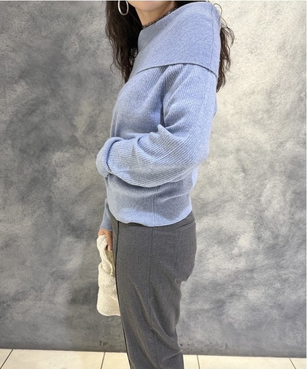 庭野 優紀さんの「BEAMS WOMEN｜リブ オフショルダー プルオーバー」を使ったコーディネート