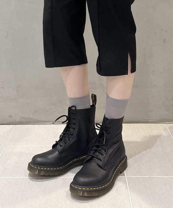 江口 息吹さんの「BEAMS WOMEN｜デタッチ スリーブ ミリタリー ブルゾン」を使ったコーディネート