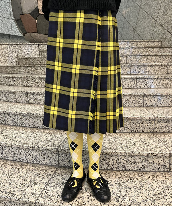 加歩さんの「BEAMS WOMEN｜畦編み ニット プルオーバー.M」を使ったコーディネート