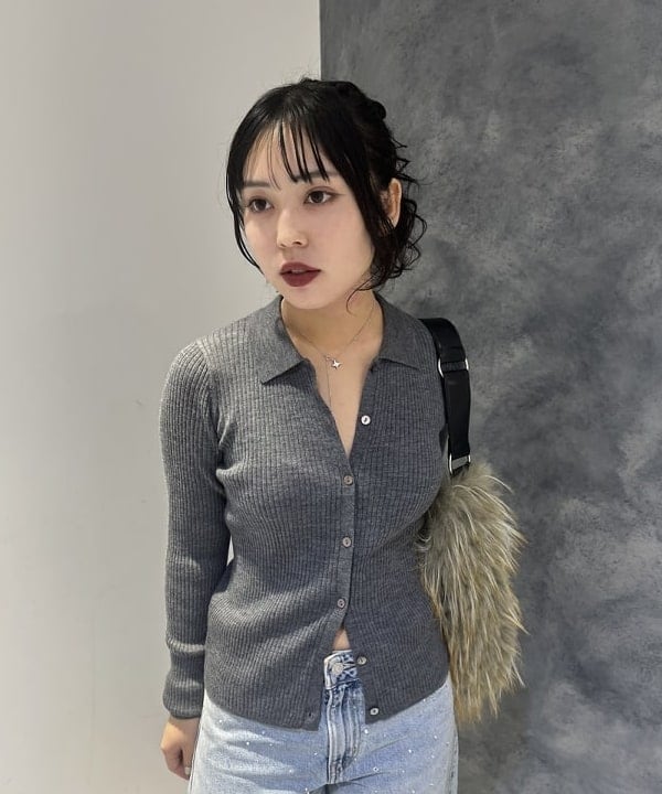 星野 真依さんの「BEAMS WOMEN｜LEVI'S(R) / BAGGY DAD バレルジーンズ」を使ったコーディネート