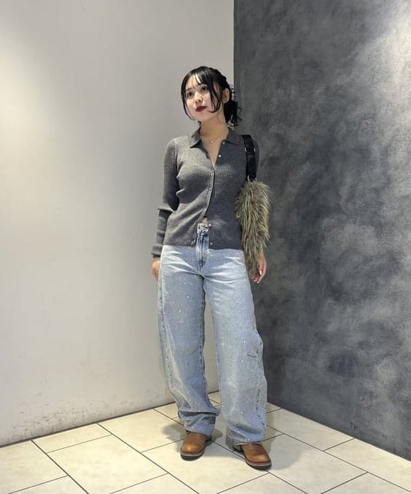 星野 真依さんの「BEAMS WOMEN｜LEVI'S(R) / BAGGY DAD バレルジーンズ」を使ったコーディネート