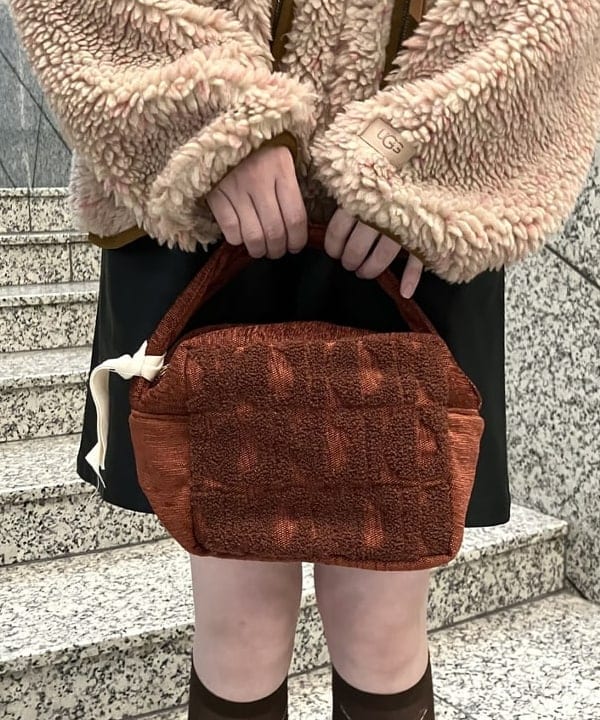 加歩さんの「BEAMS WOMEN｜UGG(R) for Ray BEAMS / MARLENE CONFETTI JACKET」を使ったコーディネート