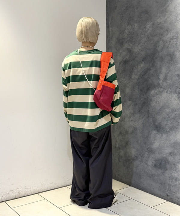 yokoyama shionさんの「BEAMS WOMEN｜【別注】LACOSTE / ボーダー ロングスリーブ Tシャツ」を使ったコーディネート