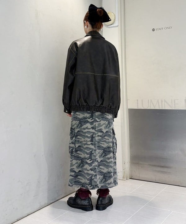 りかちょび/岸本梨佳さんの「BEAMS WOMEN｜カーゴ ポケット タイト スカート」を使ったコーディネート