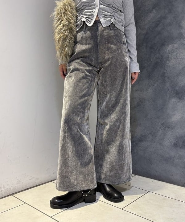 福田 まみさんの「BEAMS WOMEN｜リブ シャーリング カーディガン」を使ったコーディネート