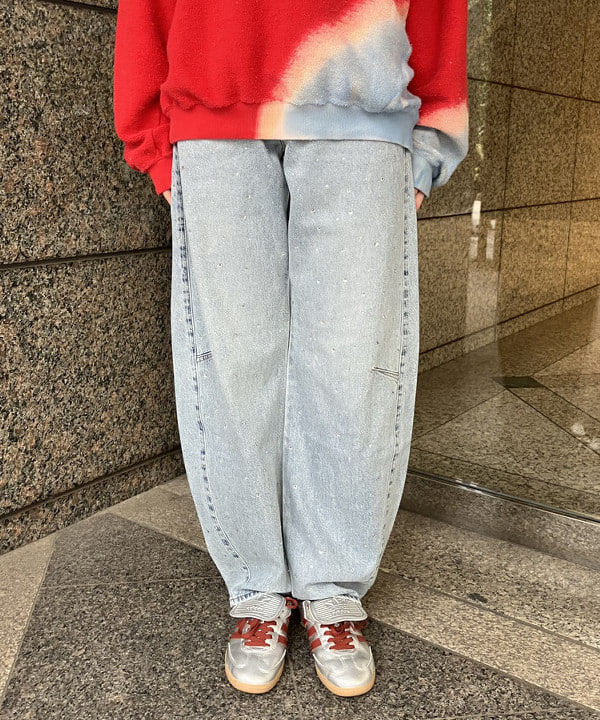 加歩さんの「BEAMS WOMEN｜LEVI'S(R) / BAGGY DAD バレルジーンズ」を使ったコーディネート
