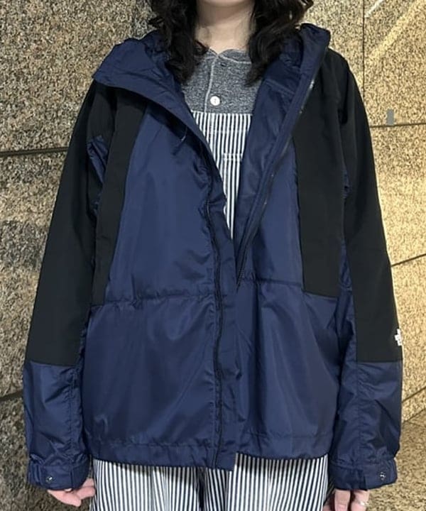 Sakiさんの「BEAMS WOMEN｜【別注】THE NORTH FACE PURPLE LABEL / Mountain Wind Parka 25FW」を使ったコーディネート