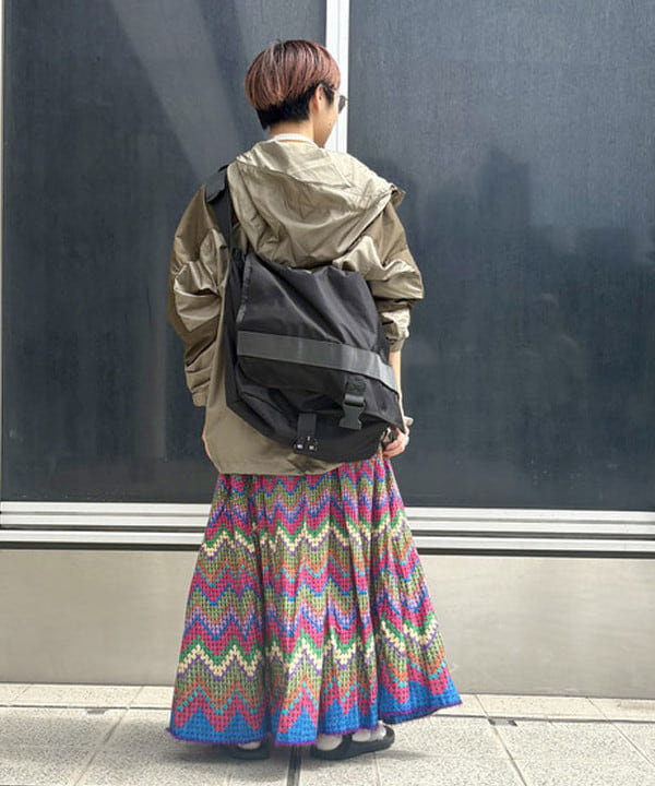 みりさんの「【別注】THE NORTH FACE PURPLE LABEL / マウンテン ウインド パーカ」を使ったコーディネート