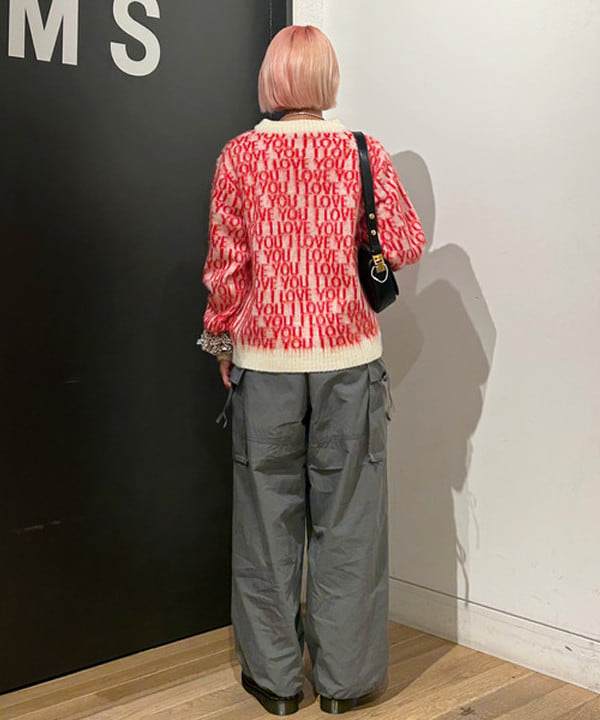 佐藤 亜美さんの「BEAMS WOMEN｜【別注】PENNEY&rsquo;S / シャギー ニット」を使ったコーディネート