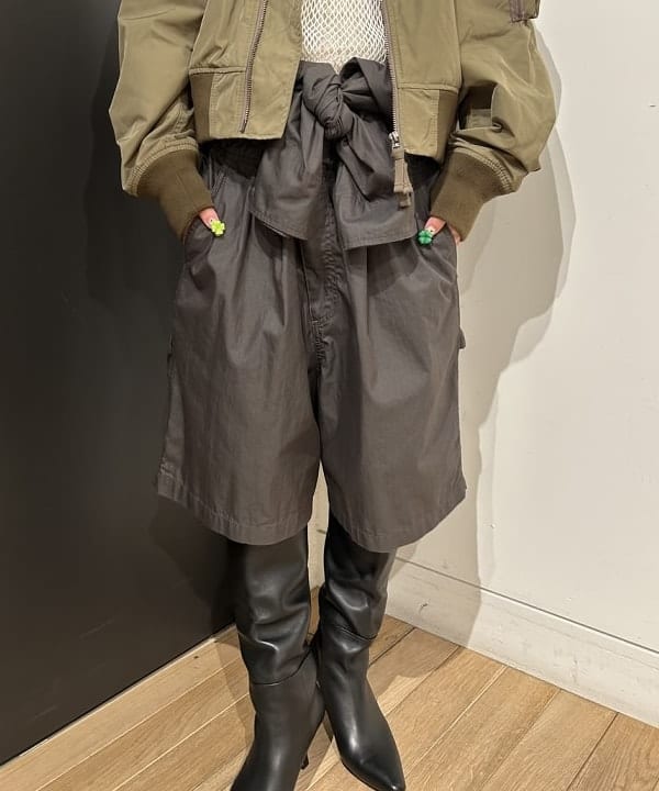 ando naoさんの「BEAMS WOMEN｜デタッチ スリーブ ミリタリー ブルゾン」を使ったコーディネート