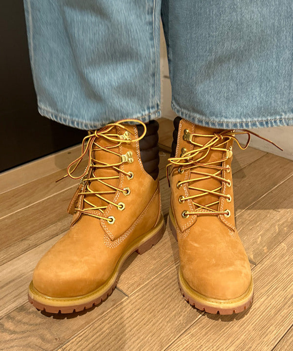 佐藤 亜美さんの「BEAMS WOMEN｜【別注】Champion / ミッキーマウス / フットボール Tシャツ」を使ったコーディネート