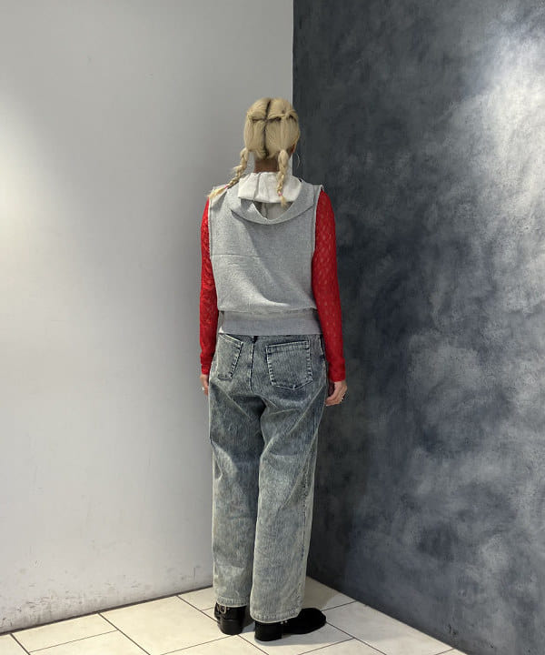 シマダリツコさんの「BEAMS WOMEN｜コーデュロイ 5ポケット ワイド パンツ」を使ったコーディネート