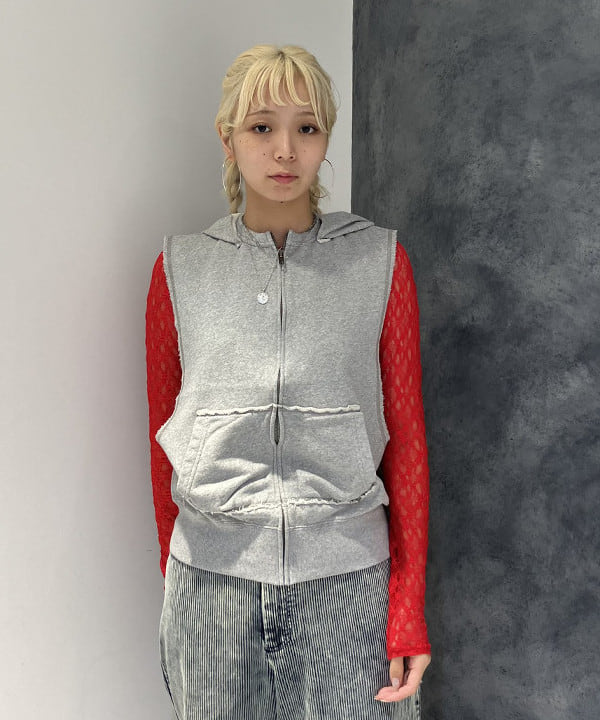 シマダリツコさんの「BEAMS WOMEN｜コーデュロイ 5ポケット ワイド パンツ」を使ったコーディネート