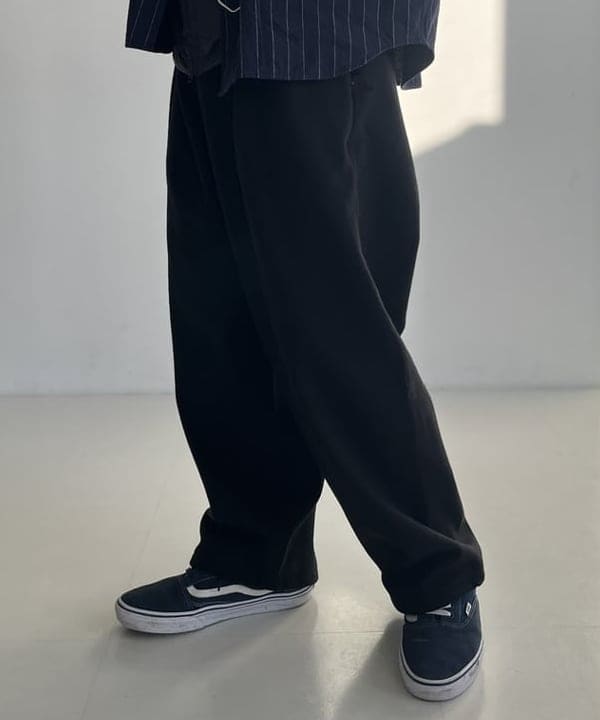 BAKU(東江 漠)さんの「BEAMS WOMEN｜ベースボール ストライプ シャツ」を使ったコーディネート