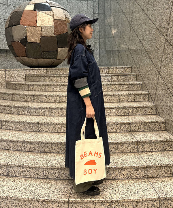 ばるたんさんの「BEAMS WOMEN｜orSlow / デニム プルオーバー ドレス」を使ったコーディネート