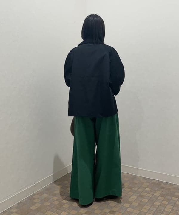 大槻 まひろさんの「BEAMS WOMEN｜【別注】Barbour / TRANSPORT ジャケット」を使ったコーディネート