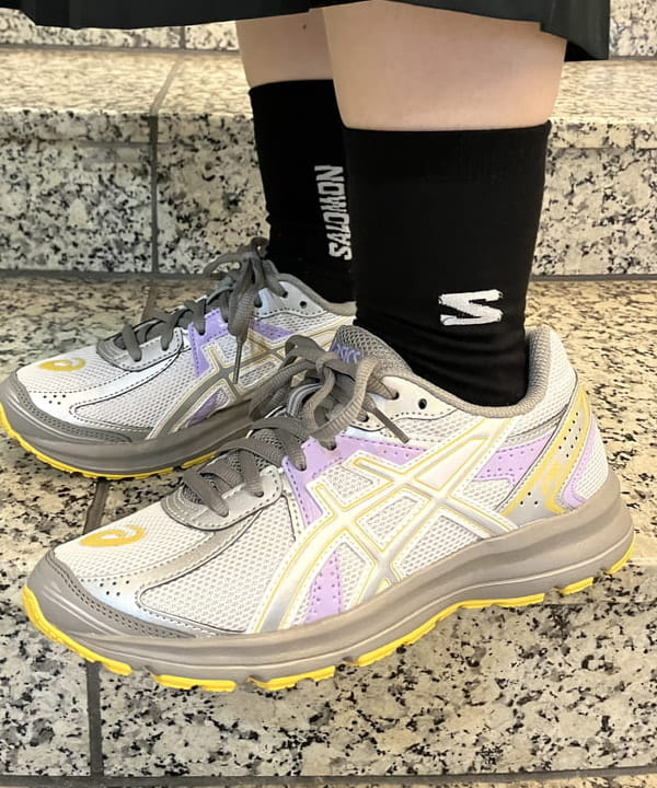 まゆちゃんさんの「BEAMS WOMEN｜リブ オフショルダー プルオーバー」を使ったコーディネート