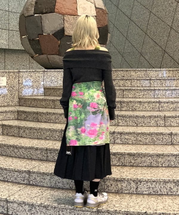 まゆちゃんさんの「BEAMS WOMEN｜リブ オフショルダー プルオーバー」を使ったコーディネート