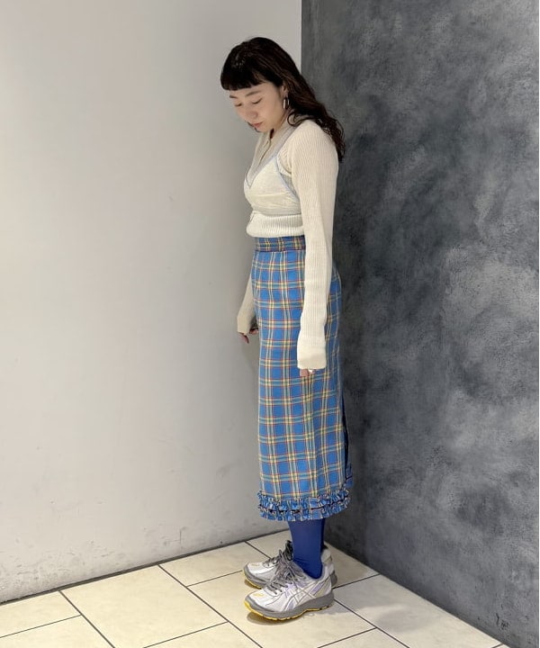 庭野 優紀さんの「BEAMS WOMEN｜リブ ポロ カーディガン」を使ったコーディネート